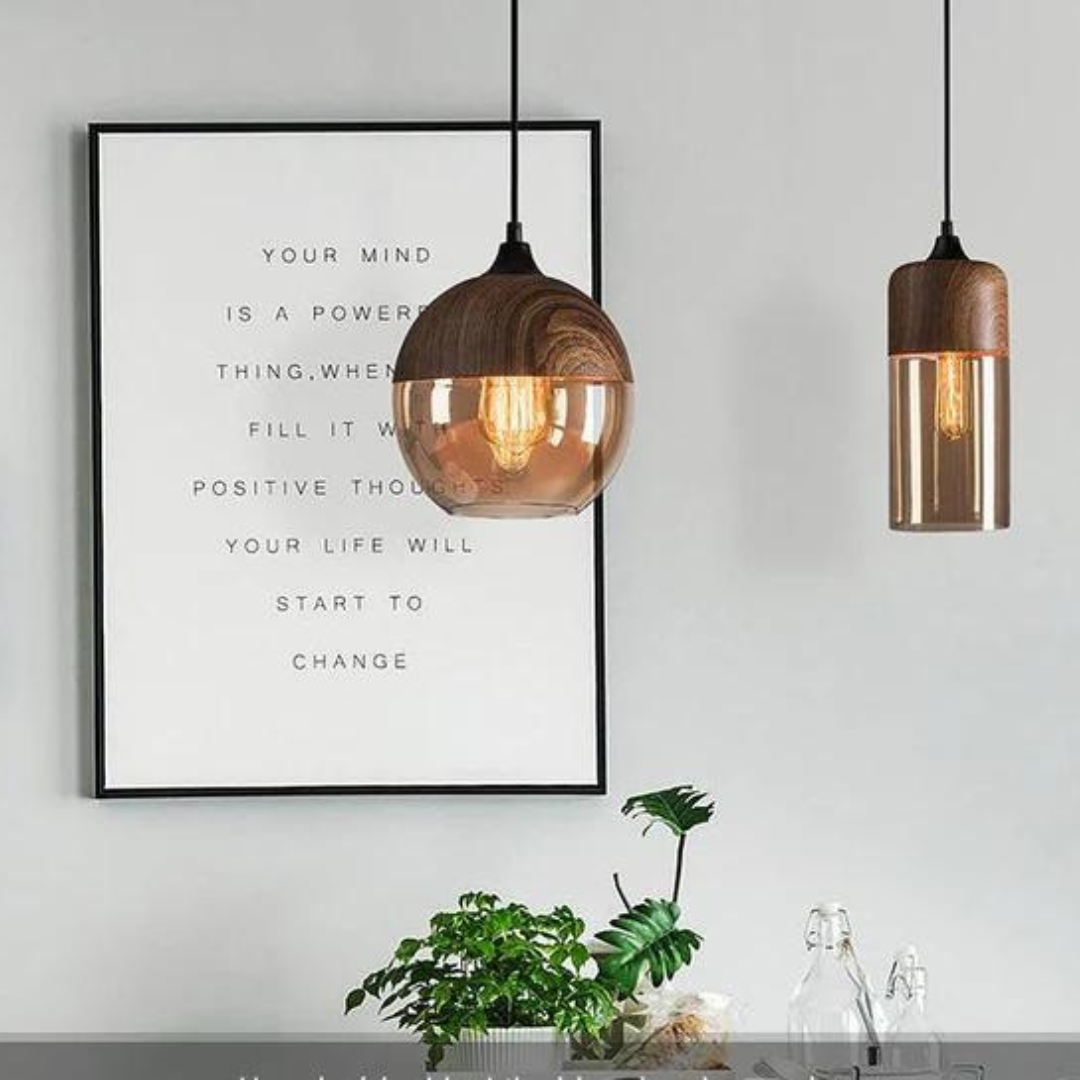 Nordluna – Scandinavische Houten Hanglamp met Getint Glas