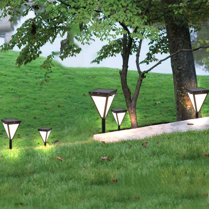 Lumiro – Moderne Solar Buitenlamp voor Stijlvolle Tuinverlichting