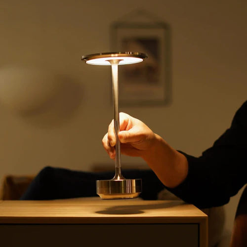 Lumixia – Lampada da tavolo wireless ricaricabile per il tuo comodino