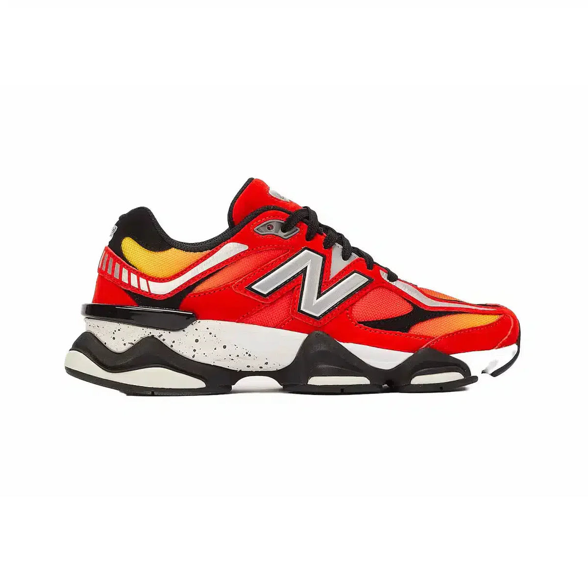 New Balance 9060 sneakers da uomo, rosso, giallo e nero – stile futuristico moderno