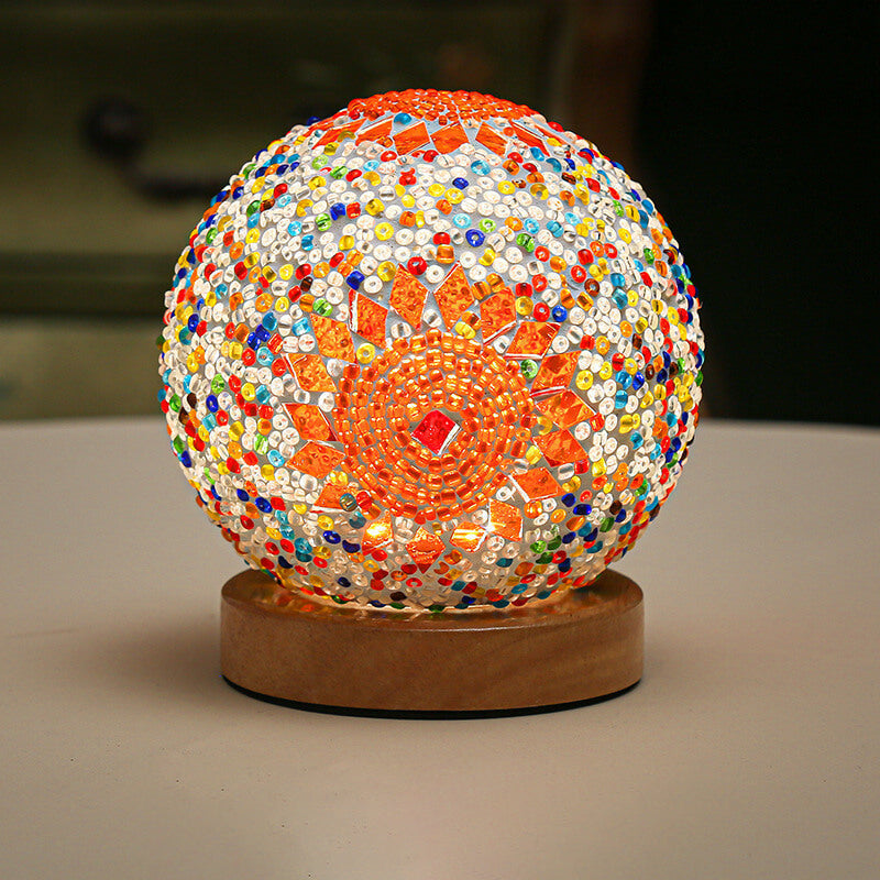 Solara – Lampada da tavolo bohemien moderna con connessione USB
