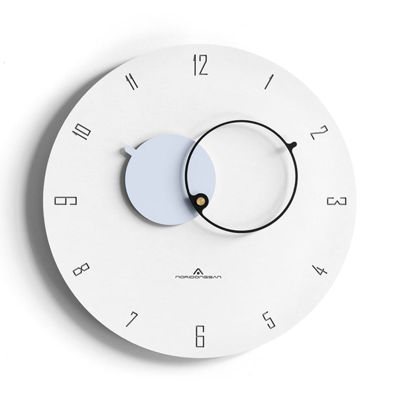 Tempora – Stijlvolle Tijdgeest Wandklok met Modern Design