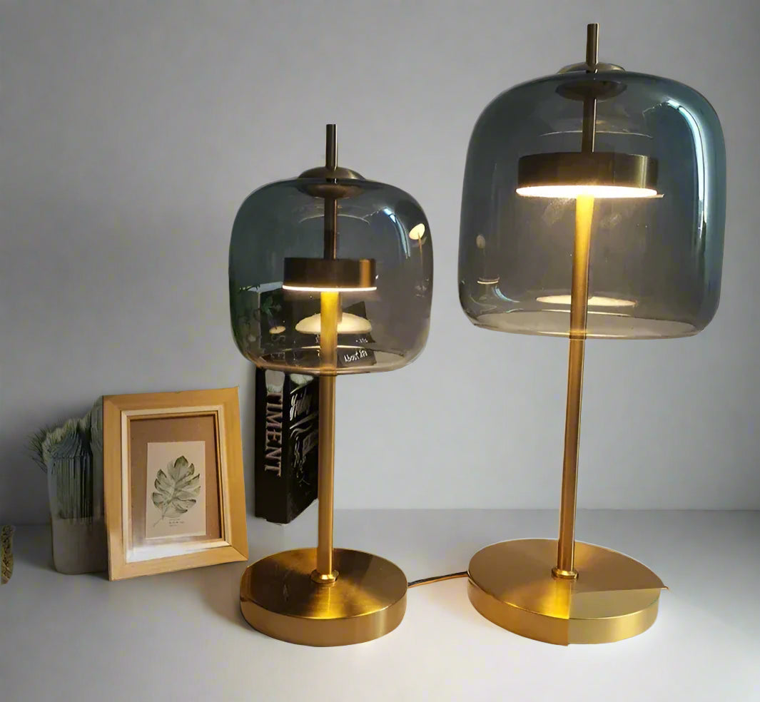 NEVA – Trendy tafellamp met warme verlichting, ideaal voor een sfeervol nachtkastje of als schemerlampje in je kamer.