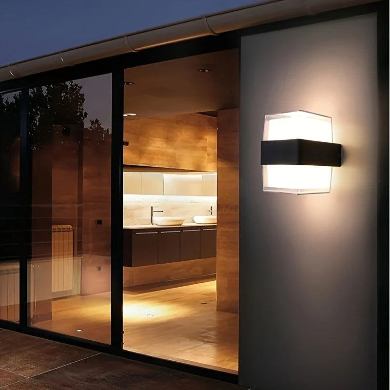 LUXE - Illuminazione da Esterno Impermeabile