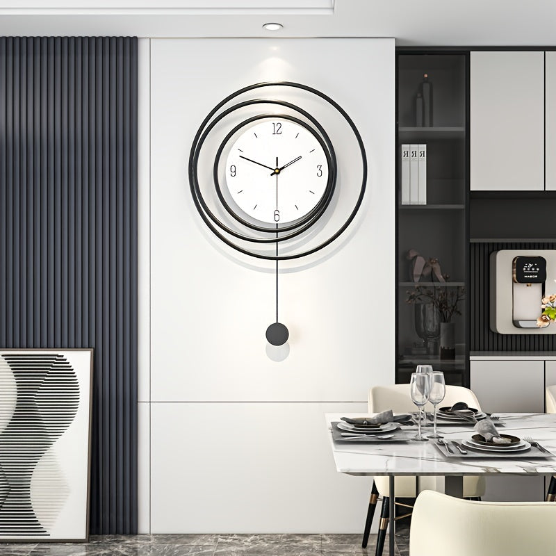 Varos – Grande orologio da parete metallico minimalista